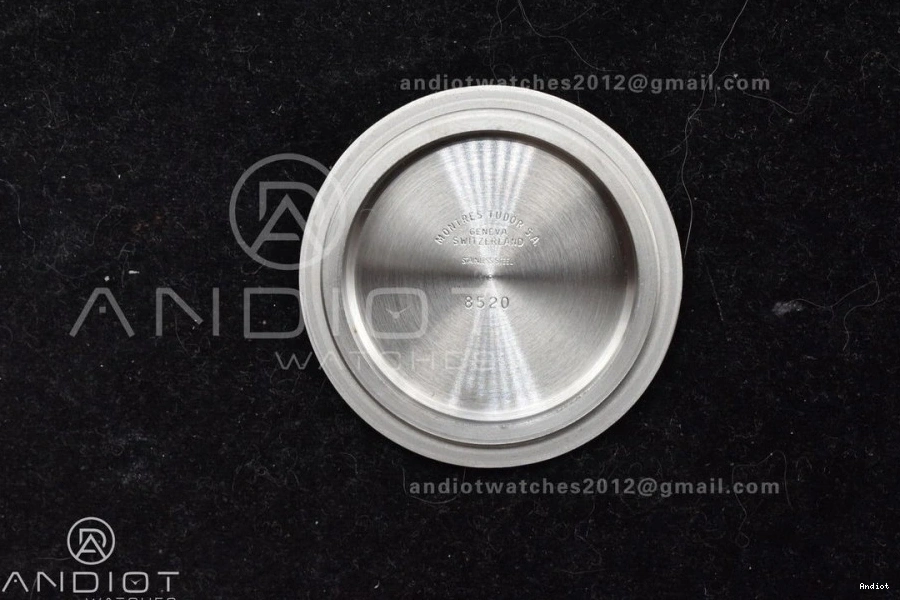 On Bracelet Bay 39MM Heritage Best ZF Black 1:1 Edition V5 A2824 Bezel SS Black 1106